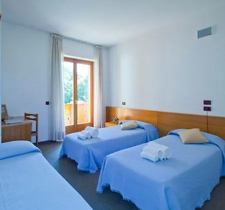Hotel Cristallino Castione della Presolana Exterior foto